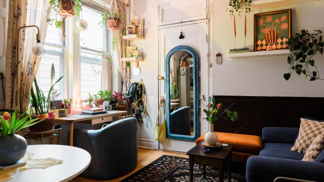 Maximizing Space: Stylish Living in a Compact Chicago Rental
