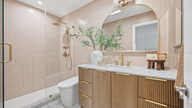 Outdated Bathroom Trends: What's No Longer in Style for 2026