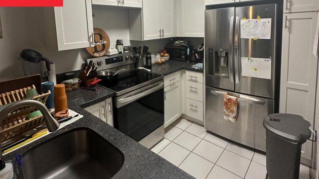 Revitalizing Vintage: Transforming an '80s Kitchen into a Modern Haven
