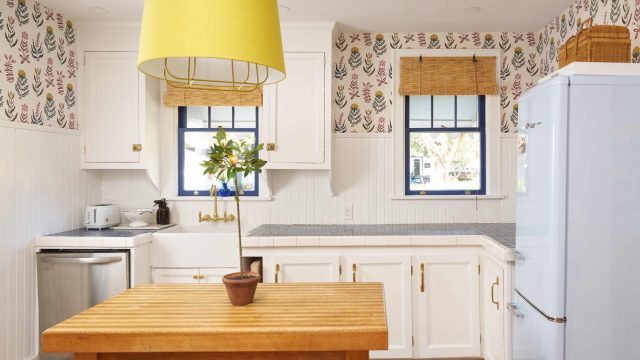 Transform Your Kitchen with Stylish Cabi
