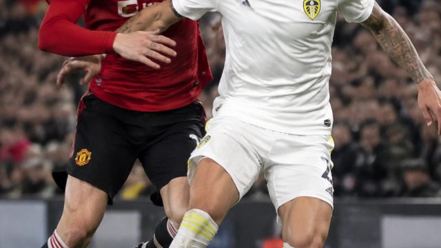 Intense Transfer Rivalry: Manchester United vs. Leeds Over Key Player