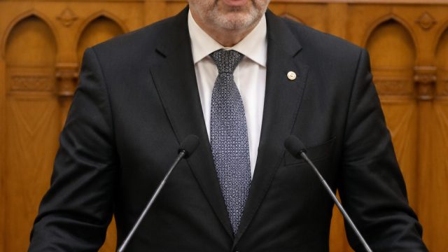 Hungarian Prosecutor General Stepping Do