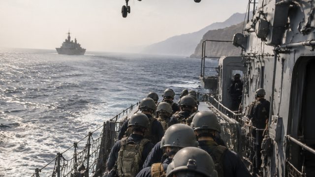 Urgent Evacuation of Sailors from Strait of Hormuz Begins Amid Tensions